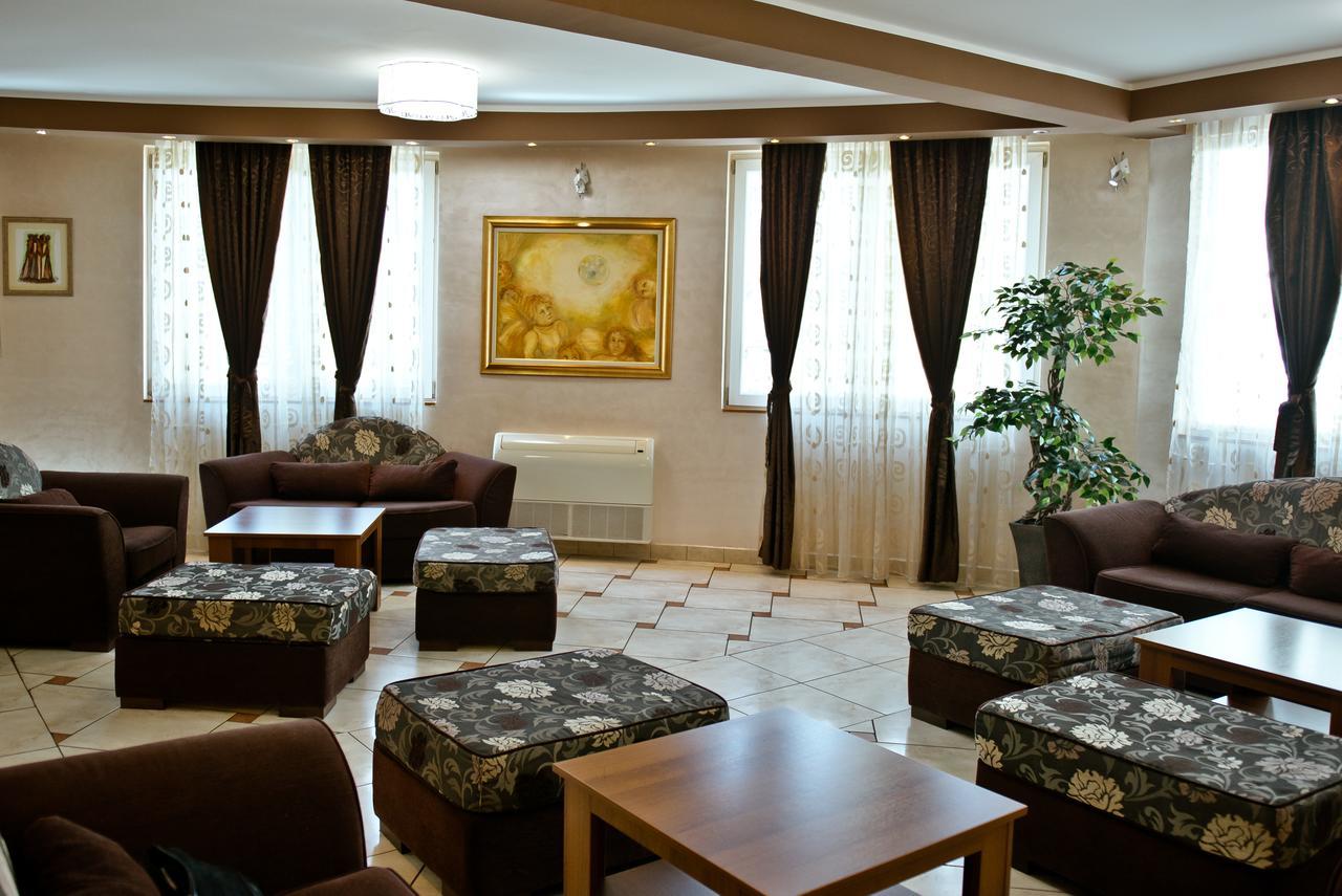 Hotel Mir Međugorje Εξωτερικό φωτογραφία